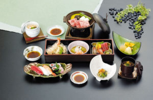 法事用の懐石料理 菫(すみれ)